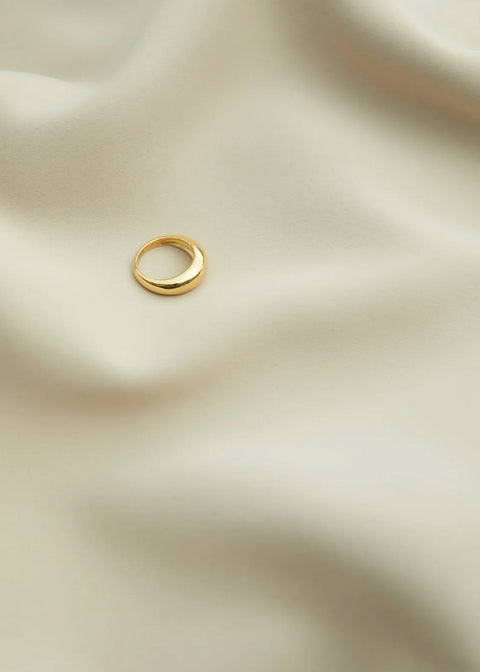 Aurelia Celeste Ring